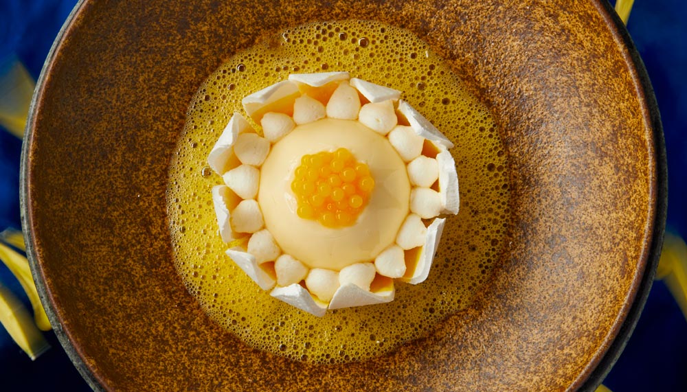 Blooming passion fruit - coconut mousse, Ce La Vi