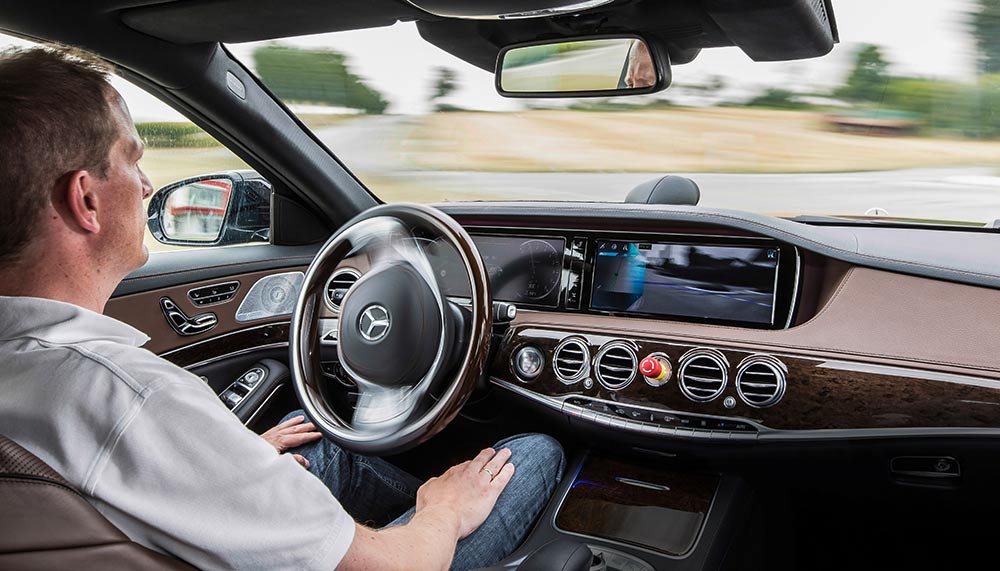 Savari, autonomous driving