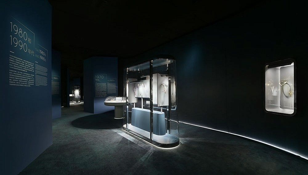 Van Cleef & Arpels jewellery exhibition, China