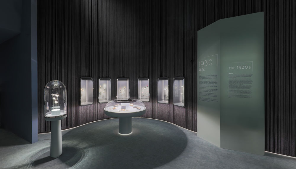 Van Cleef & Arpels jewellery exhibition, China