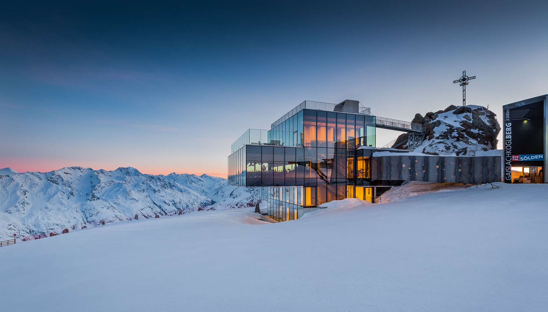 007 Elements, Austria, James Bond Museum