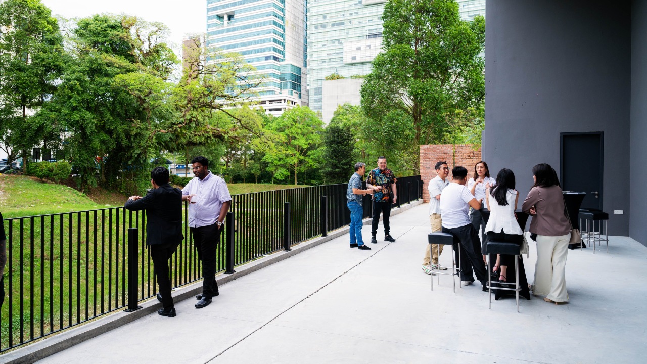 A view of the outdoors at the al fresco area of The Conservatory.
