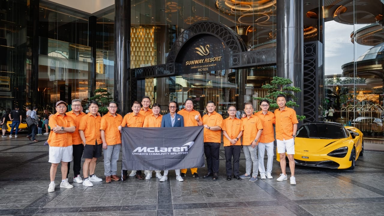 : The MOCM members with Alan Chong, DeCatano Bespoke’s founder in blue blazer.